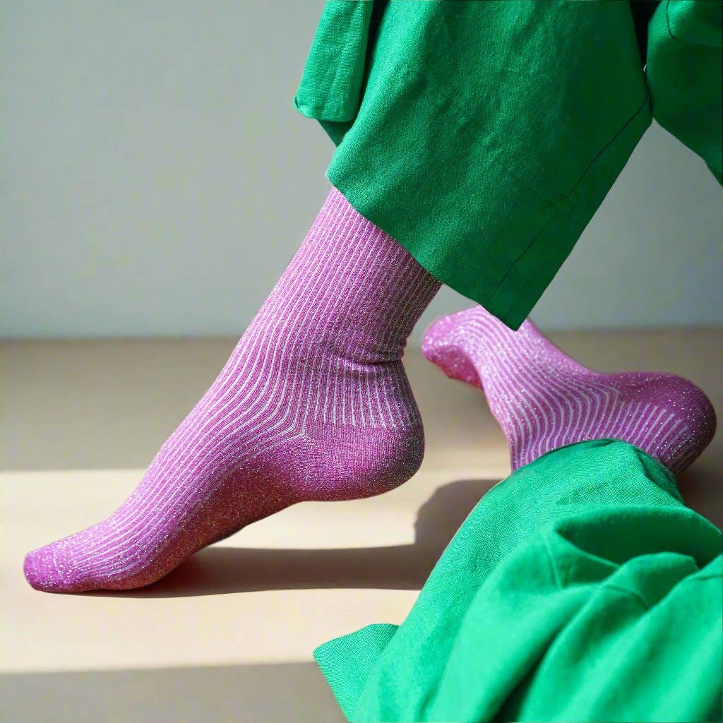 Glittriga lurexstrumpor i lyocell – Fuchsia