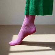 Glittriga lurexstrumpor i lyocell – Fuchsia